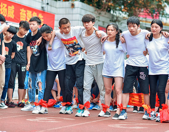 �����»�����ѧԺУ԰�Ļ�