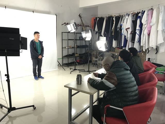 ��ѡ��ѧԺӰ�Ӷ�����Ϸʵѵ���ؾ���