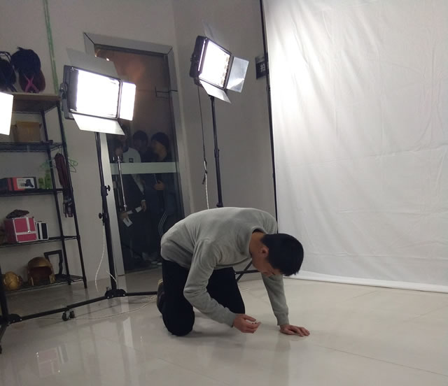 ��1701������ҽ�ͬѧ�ǵ�һ�βμ�Cosplay�����Ŭ��������ȡ�óɼ�